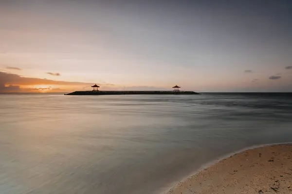 Güzel arka plan ile güzel gündoğumu