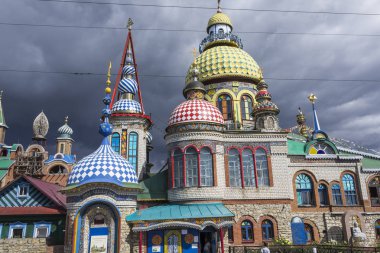 Rusya Federasyonu 'nda renkli tample
