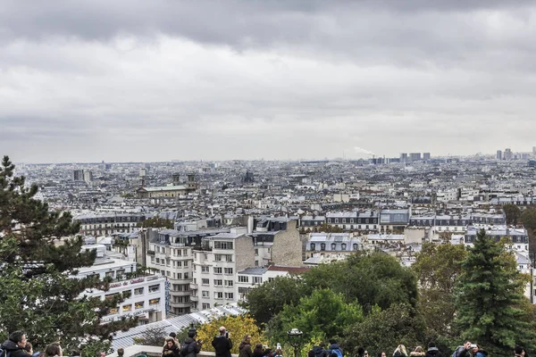 从法国蒙特马尔特看巴黎 — 图库照片