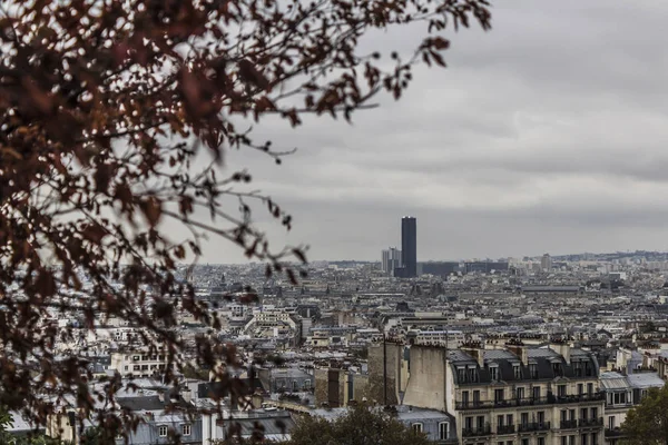巴黎的Maine Montparnasse塔视图 — 图库照片