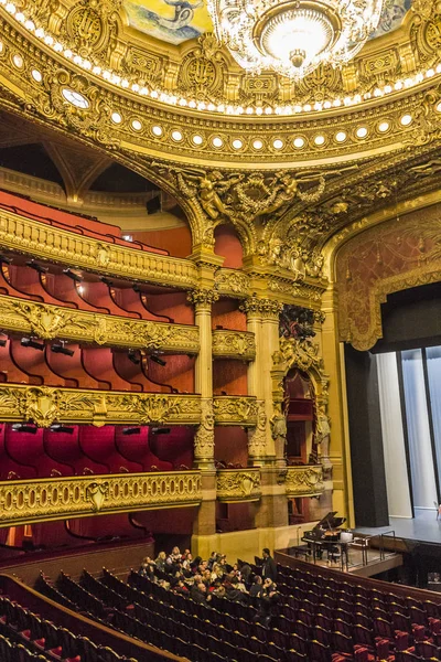 Das Opernhaus Palais Garnier — Stockfoto