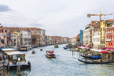Rialto Köprüsü 'nden Büyük Kanal' a, İtalya