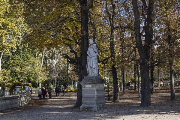 Het Standbeeld Van Vrouw Luxemburgse Tuin Horizontaal — Stockfoto