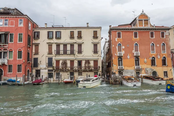 Grand Canal Épületei Csónakjai — Stock Fotó