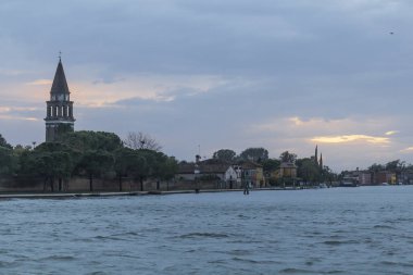 Venedik 'te Günbatımı, 2018 Sonbaharı