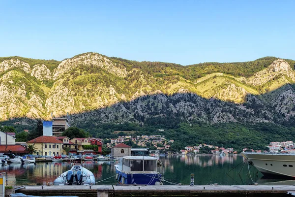 Mattina Nella Città Kotor All Alba Marina Con Yacht Barche — Foto Stock