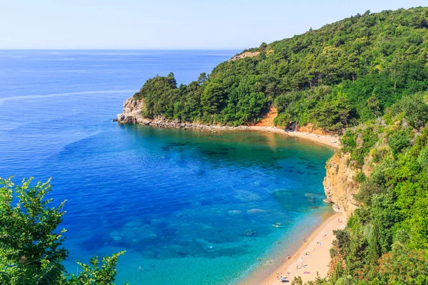 アドリア海の海岸線やモンテネグロのモグレンビーチからの眺め 自然景観 夏の楽園への休暇 — ストック写真