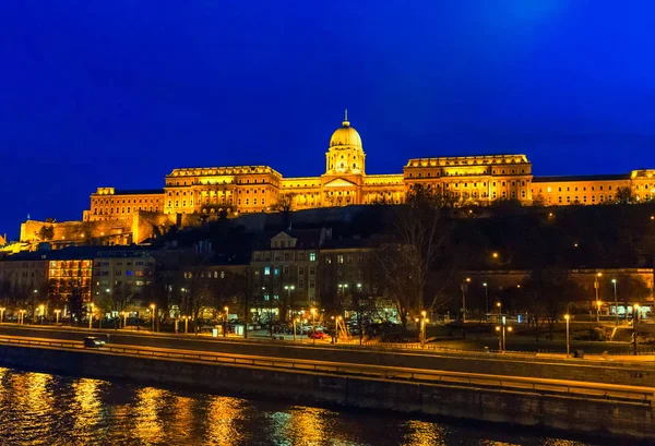 Buda Castle Danube River Night Blue Hour City Lights Reflecting — Stock Photo, Image