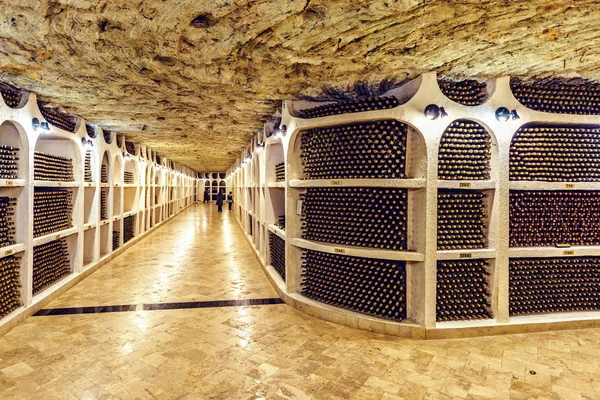 Famous Wine Cellars Wide Perspective Bright Lights Illuminating Interior Old — Stock Photo, Image