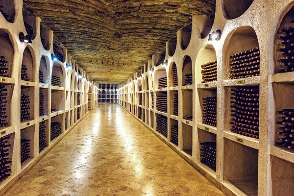 Famous Wine Cellars Wide Perspective Bright Lights Illuminating Interior Old — Stock Photo, Image