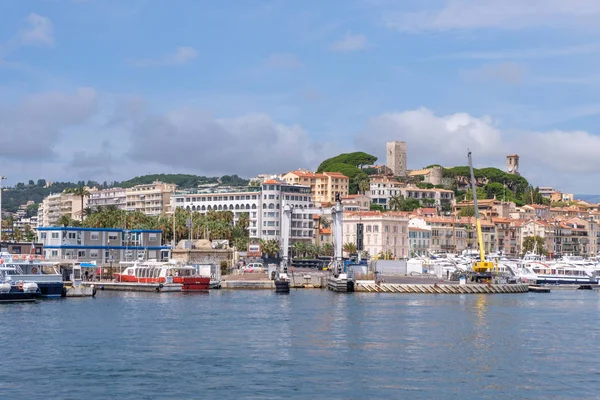 Cannes City Portu Świetle Dziennym Widok Wody Zaparkowane Jachty Piękno — Zdjęcie stockowe