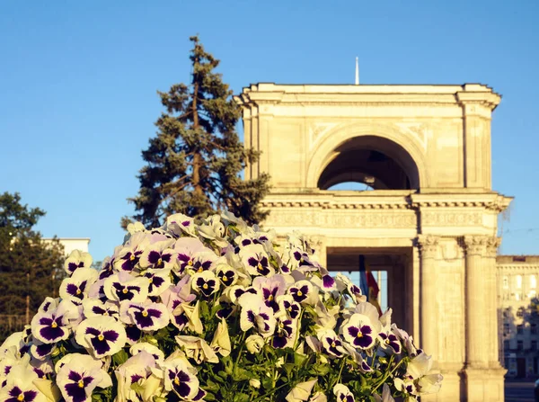 Arco Triunfal Chisinau Día Verano Moldavia — Foto de Stock
