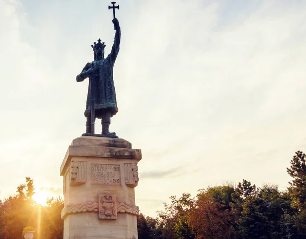 Stephen Velký Památník Centru Města Pozadí Západu Slunce Kišiněv Moldavsko — Stock fotografie