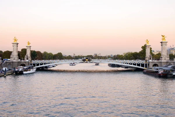 Pont Alexander Iii Nad Sekwaną Zachodzie Słońca Paryż Francja — Zdjęcie stockowe