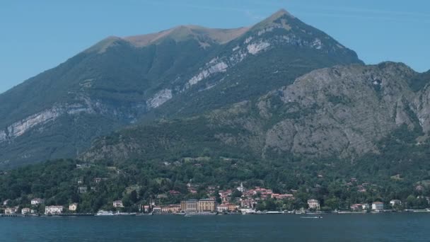 Montagnes Lac Côme Près Menaggio Bellagio Italie Bateaux Sur Eau — Video