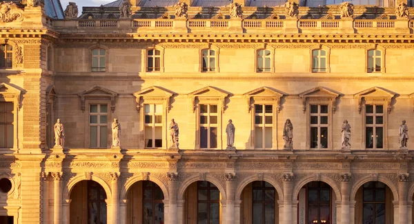 Fachada Del Museo Del Louvre Atardecer París Francia —  Fotos de Stock