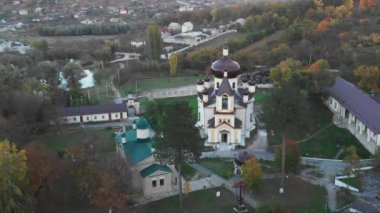 Condrita Manastırı Moldova hava dron görünümü