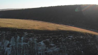 Orheiul vechi tepelerde sonbahar, moldova hava dron görünümü
