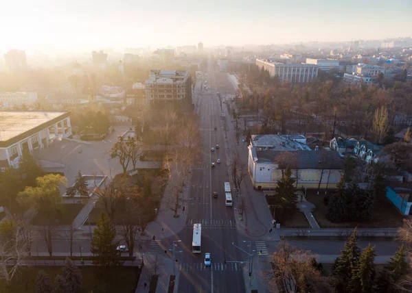 Stefan cel mare central boulevard at sunrise — Stock Photo, Image