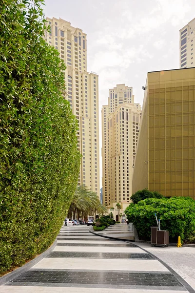 A green pedestrian street — Stock Photo, Image