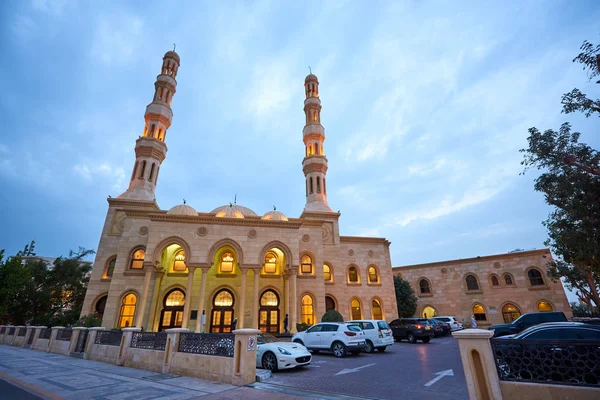Mesquita ao pôr do sol em Jumeirah — Fotografia de Stock