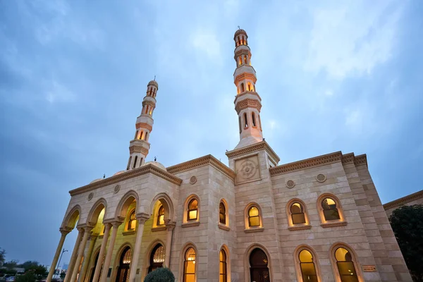 Mesquita ao pôr do sol em Jumeirah — Fotografia de Stock