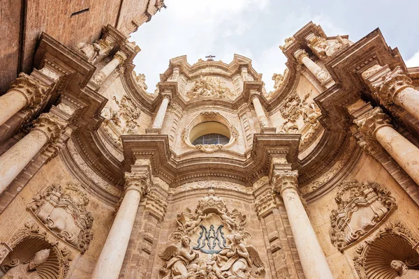 La facciata della Cattedrale di Santa Maria a Valencia, Spagna — Foto Stock