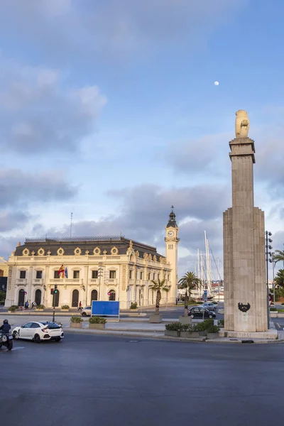 Λιμενική αρχή της Βαλένθια το απόγευμα στην Ισπανία — Φωτογραφία Αρχείου