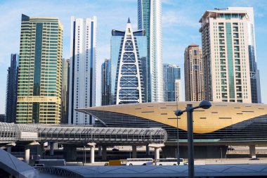 Dubai marina cityscape gün ışığında