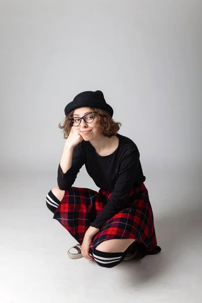 Young caucasian highschool girl posing in the studio — Stock Photo, Image