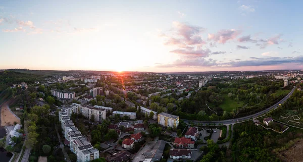 Panorámás légi felvétel a Valea Morilor Parkról naplementekor — Stock Fotó