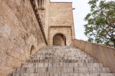 Valencia, İspanya'da Gotik tarzda mimaride inşa edilen merdivenler