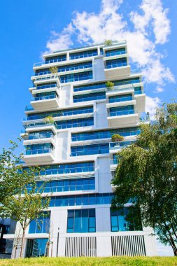 modern tarzda konut bina