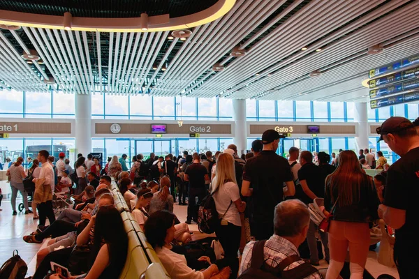 Poczekalni na międzynarodowym lotnisku w Kiszyniowie — Zdjęcie stockowe