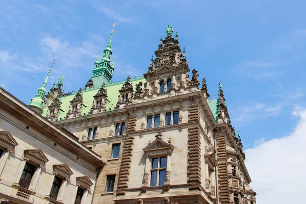 Экстерьер Гамбургской ратуши — стоковое фото