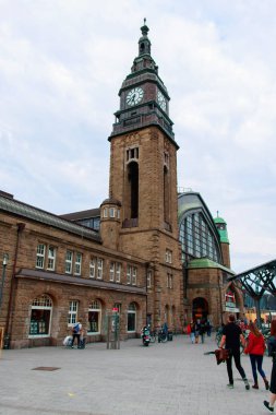 Wandelhalle tren istasyonu