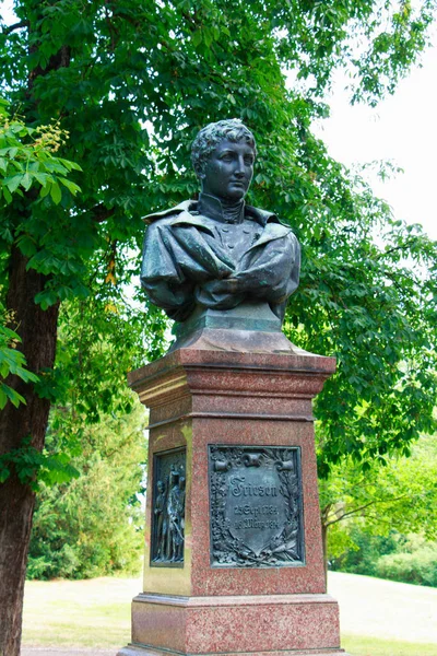 O monumento de Karl Friedrich Friesen Denkmal — Fotografia de Stock