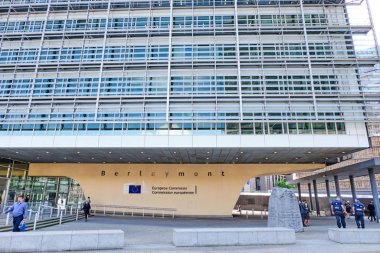 Gün ışığında Berlaymont Avrupa Komisyonu binası