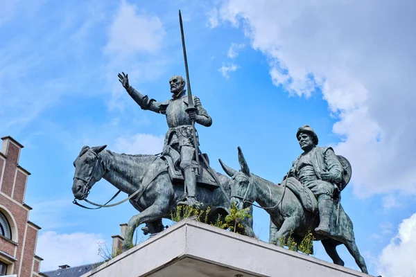 Estátua de Don Quixote e Sancho Panza — Fotografia de Stock