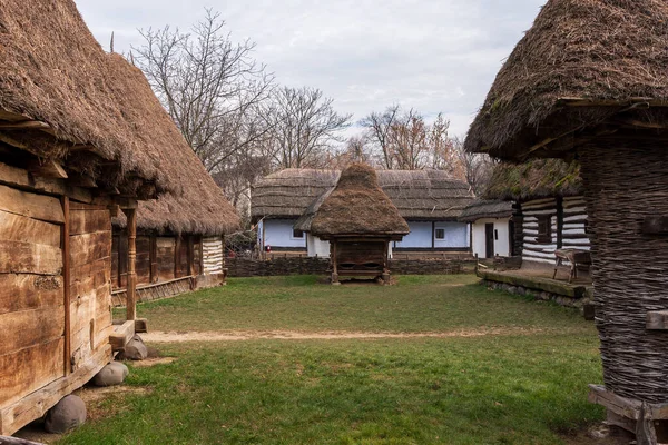 Bucharest Romania Janeiro 2020 Casas Rurais Madeira Museu Nacional Aldeia — Fotografia de Stock