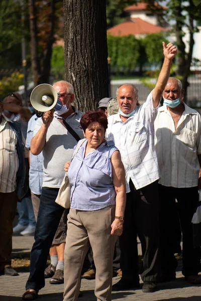 Chisinau Moldova Julho 2020 Pessoas Ativistas Protestando Frente Parlamento Mostrar — Fotografia de Stock