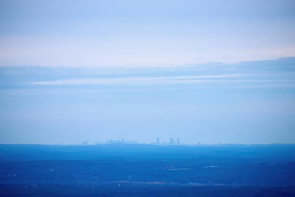 Boston Looming Horizon Hills Covered Trees Massachusetts Usa — Stock Photo, Image