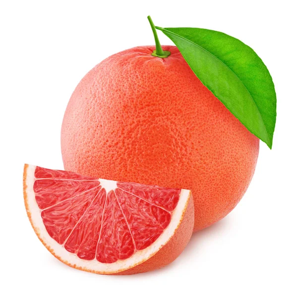 Цілий рожевий грейпфрут зі скибочкою ізольовано на білому тлі . — стокове фото