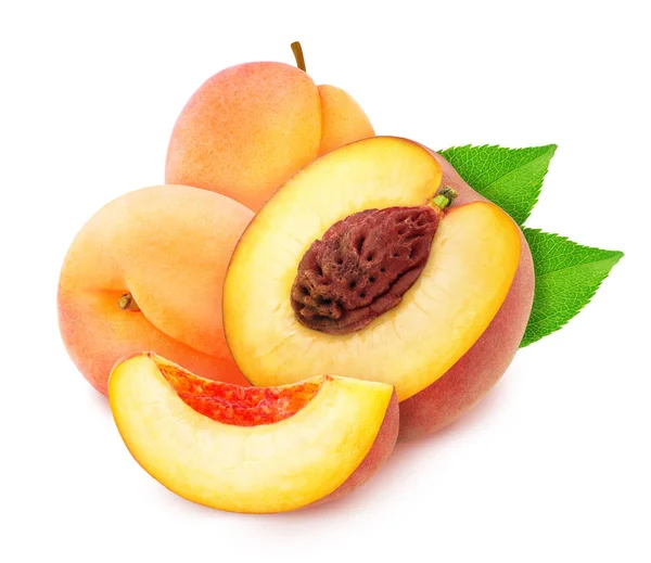 Obraz złożony z całych i ciętych owoców i jagód: banan, jabłko i truskawka izolowane na białym tle. — Zdjęcie stockowe