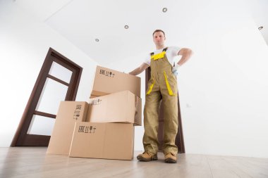 Teslimat servisi arka plan. Teslimatçı büyük kutuları boş daire.