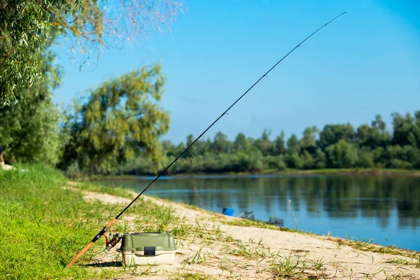 Concepto Actividades Aire Libre Fondo Pesca Spinning Caja Pesca Orillas — Foto de Stock