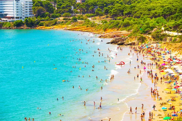 Strand Der Costa Dorada Spanien Strand Mit Touristen Salou Sommer — Stockfoto