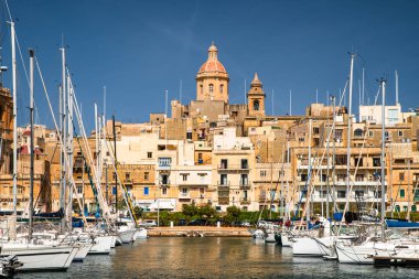 Malta. Birgu rıhtımı