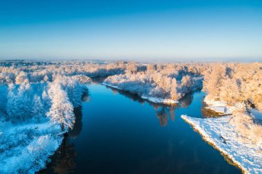 Açık kış sabahı