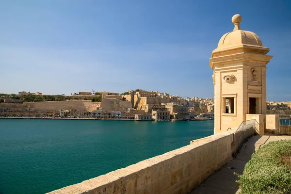 Malta a passear. Paisagens maltesas. Jardins Guardiola — Fotografia de Stock